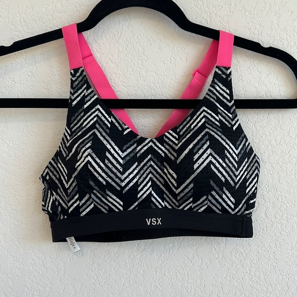 Victoria’s Secret sport bra black,white and grey size 32A